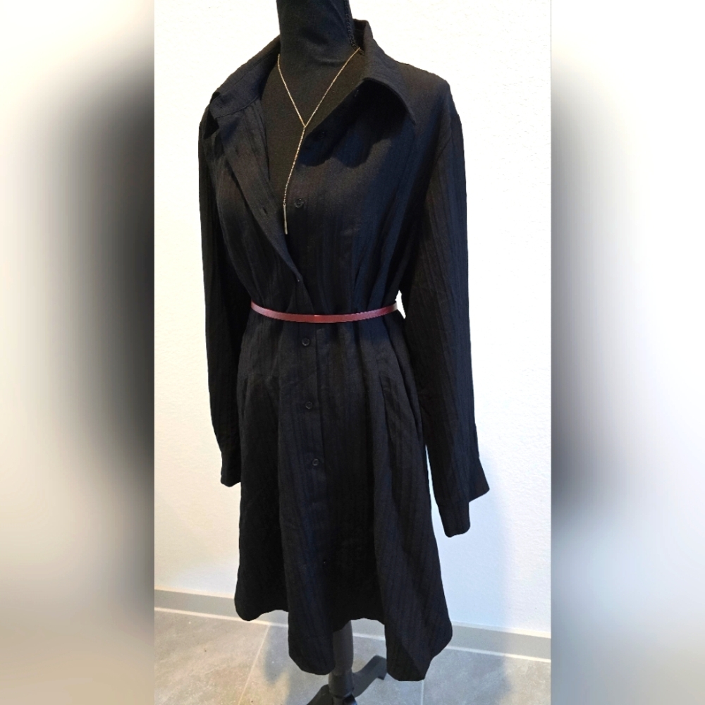 Black Long Sleeve Button-Up Dress (2XL)